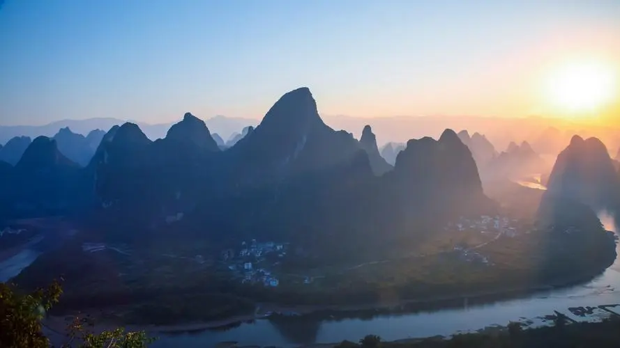 绿色高标准绿色